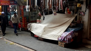 Cuma Günleri Esnaf İş Yerlerini Allaha Emanet ediyor