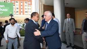 Kenyalı Validen Vali Tuna'ya ziyaret