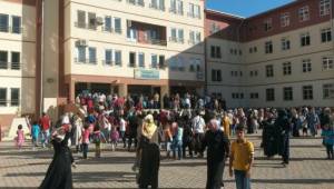 670 bin öğrenci ders başı yaptı