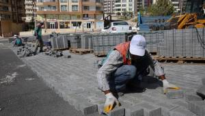 Karaköprü'de yollar yenileniyor
