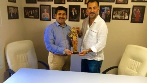 Magazin Gazetecileri Derneğinde Çiftçi'ye ödül