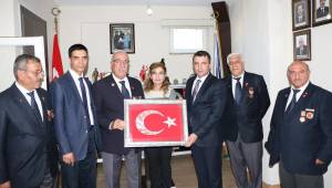 Müdür Önen,Şehit ve Gaziler derneğini ziyaret etti