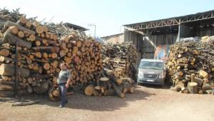 Oduncular sitesinde kış hazırlıkları sürüyor