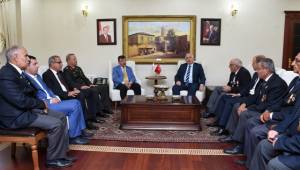 Şanlıurfa Valisi Güngör Azim Tuna gazileri ağırladı