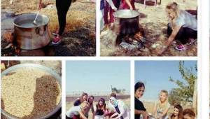 Güzel Yürekli Öğretmenlerden Öğrencilere Aşure