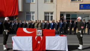Şehit Uzman Çavuş Urfa'dan Memleketine Uğurlandı