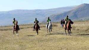 Urfalı Atçılar Şampiyonluk için mücadele etti