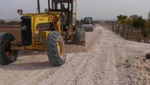 Acaryurt mahallesinde yol çalışmaları