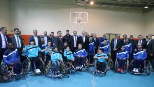 Bakan Çelik: Engelli olanlar topluma emanet edilmişleridir