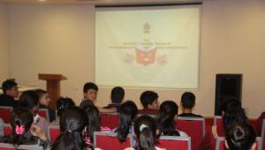 Halk Kütüphanesinde çocuklara seminer