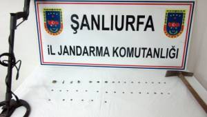 Tarihi eser kaçakçısı 3 kişi yakalandı