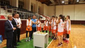 Toroslar Belediyesi Şanlıurfa DSİ Spor’u farklı yendi