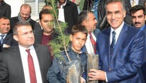 63 bin öğrenciye 63 bin Fidan Kampanyası