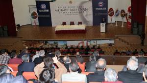 Bilge Sendikacı Mehmet Akif İnan Urfa'da anıldı