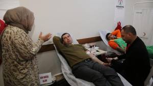 Kızılay ses verdi,Karaköprü sese kulak verdi (Videolu Haber)