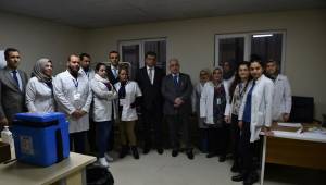 Vali Tuna, Göçmen Sağlığı Eğitim Merkezi’ni ziyaret etti