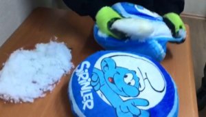 Çocuk yastıkları içinde uyuşturucu sevkıyatına 3 tutuklama