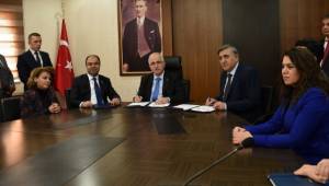 Eğitimde Anne Kız El Ele olacak