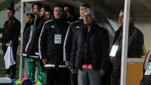 Elimizdeki 3 puanın ikisini bırakmak canımızı yakıyor