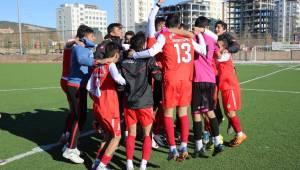 Karaköprü U-17 Namağlup Şampiyon Oldu-Videolu Haber