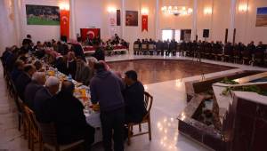 Vali Tuna Ceylanpınar kanaat önderleri ile bir araya geldi