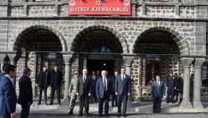 Vali Tuna Siverek'te incelemelerde bulundu