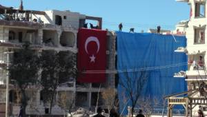 Viranşehir'de Patlama alanı Bayraklar ile kapatıldı