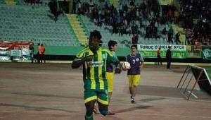 Emmanuel Banahene'nin lisansı çıktı