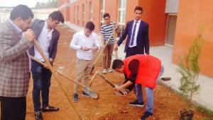 Osman Bey Kampüsüne 200 Fidan dikildi
