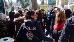 Urfa'da Kadınlar izinsiz gösteri yapmak istedi