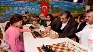 870 Gence Satranç Hediyesi-Videolu Haber