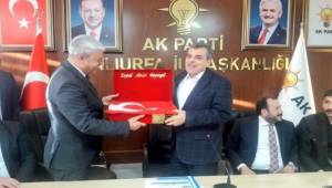 Ak Parti Şanlıurfa İl Başkanlığı Tebrikleri Kabul Ediyor