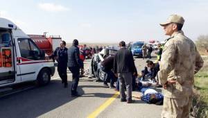 Birecik-Şanlıurfa Yolunda Feci Kaza, 2 Ölü 4 Yaralı