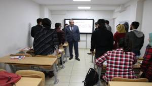 Demirkol Tecrübelerini Gençlerle Paylaştı-Videolu Haber