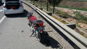 Kaza yapan motosiklet sürücüsü ağır yaralandı