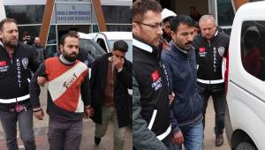 Kız Kardeşini Kaçıran Adamı Balta İle Komaya Soktu