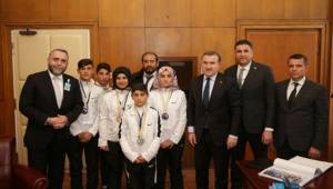 Mağaranın Şampiyonlarından Bakan Bak’a Ziyaret