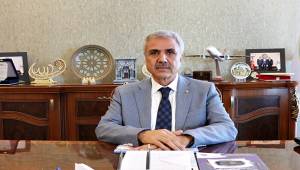 Peltek : Geçici Bir Süre Yaşantımızı Kısıtlamalıyız