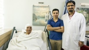 79 Yaşında Beynindeki Tümör'den Kurtuldu