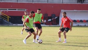 Karaköprü Çatalcaspor Hazırlıklarını Sürdürüyor