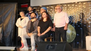 Pembe Aslında Siyahtır Oyunu Sahnelendi