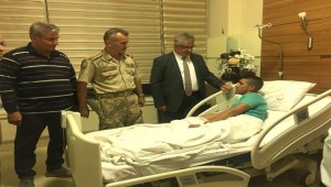 Vali Pekmez Yaralı Askeri Ziyaret Etti