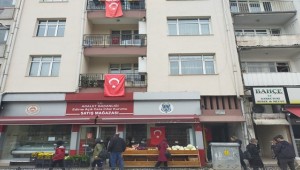 Edirne Adliye Lojmanları Bayraklar İle Donatıldı