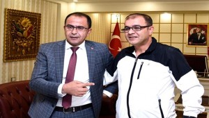 İçki İçerken Fotoğraf Paylaştı Ceylanpınar Karıştı