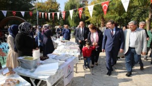 Karaköprü'de Çocuk Evleri Yararına Kermes Düzenlendi