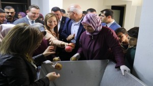 Özyavuz Nar Sıkma Tesisi Açılışına Katıldı