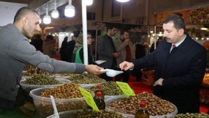Baydilli Yöresel Ürün Fuarını Ziyaret Etti