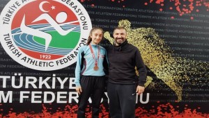 Nidanur Toprak Türkiye 3'Üncüsü Oldu