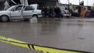 Otomobile Silahlı Saldırı İki Kardeşten Biri Öldü Biri Yaralandı