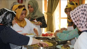 Büyükşehir Kadınlara Yönelik Yemek Kursu Düzenliyor